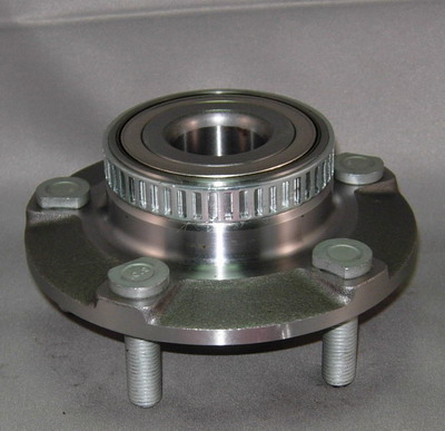 CHRYSLER WHEEL HUB