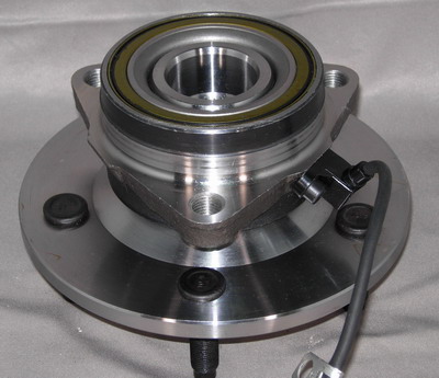 CHRYSLER WHEEL HUB