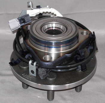 CHRYSLER WHEEL HUB