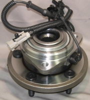 CHRYSLER WHEEL HUB