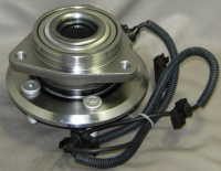 CHRYSLER WHEEL HUB