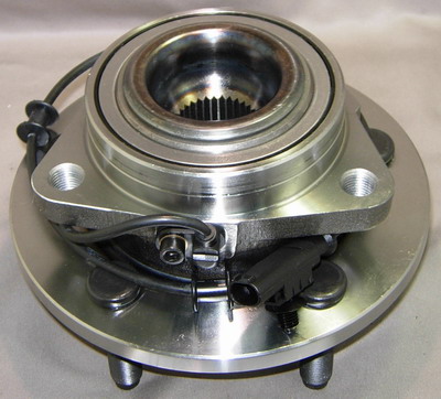 CHRYSLER WHEEL HUB