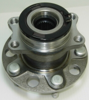 CHRYSLER WHEEL HUB