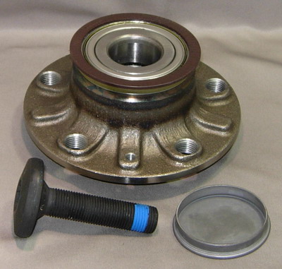 VW  WHEEL HUB