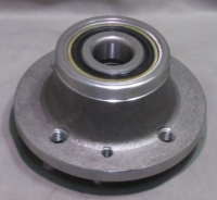 RENAULT WHEEL HUB