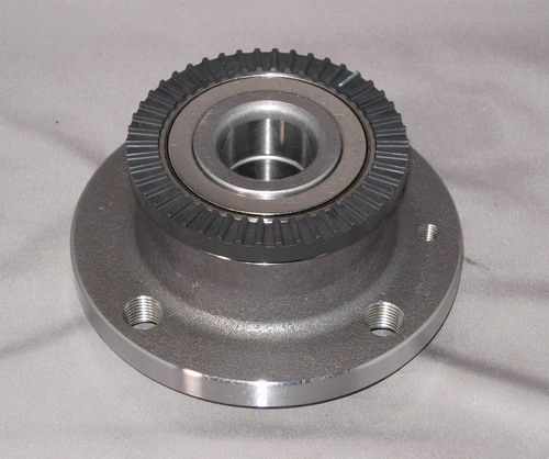 SAAB WHEEL HUB