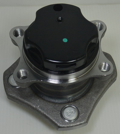 Nissan Wheel Hub & Bearing