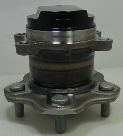 Nissan Wheel Hub & Bearing