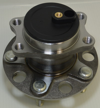 CHRYSLER WHEEL HUB