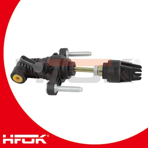 HYDRAULIC CLUTCH MASTER CYLINDER