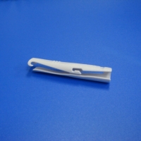 Protective needle cover AVF