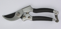 By-Pass Pruning Shears