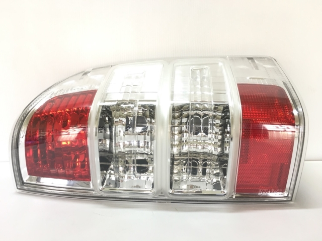 Hot product car tail lamp taillight OEM UD2D-51-150E for FORD RANGER 2010