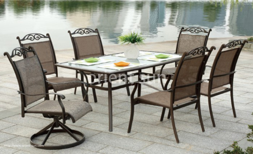 Dining-Sets/Tables and Chairs