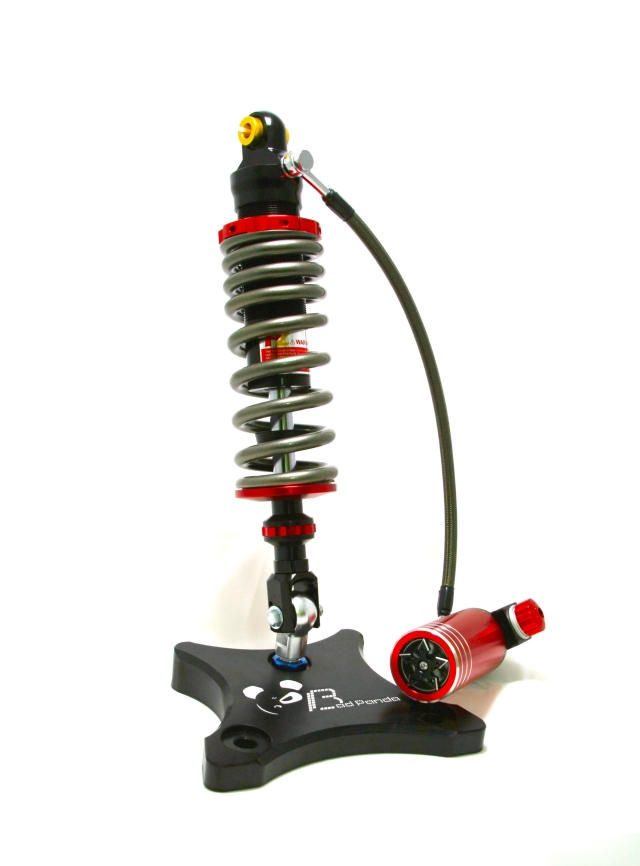 SP series high-level adjustable rear shock absorber with reservoir