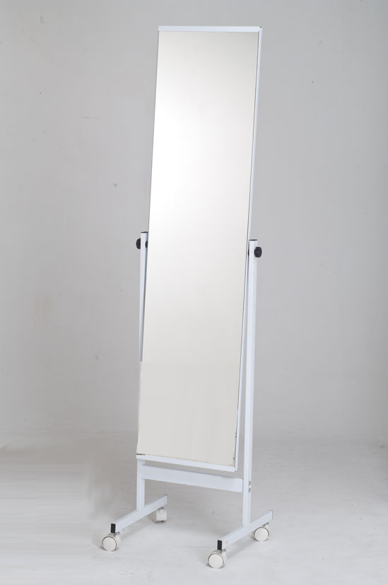 Activity clothes mirror