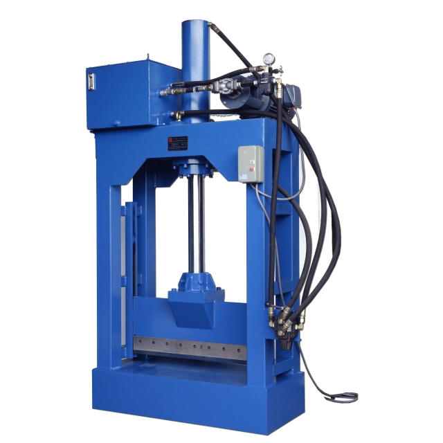 HYDRAULIC CUTTING MACHINE