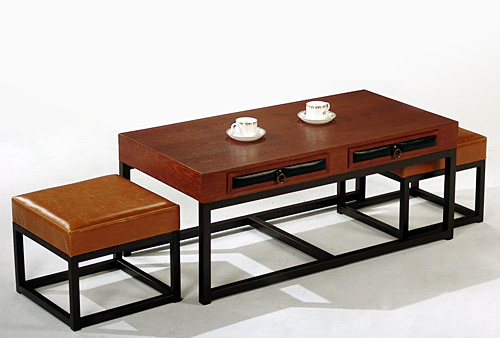 Coffee Table With 2 Stools