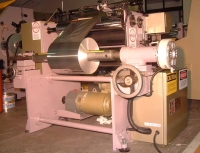 Foodservices foil roll rewinder machine