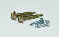 Self drilling screw