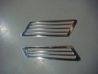 FENDER AIR VENT CHROME MOULDING