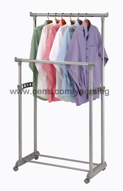 Adjustable Clothes Rack