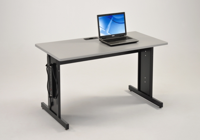 Computer table