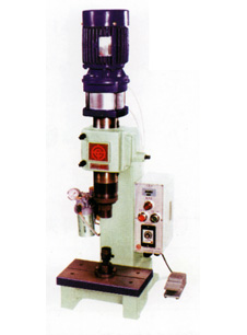 Pneumatic Riveting Machine