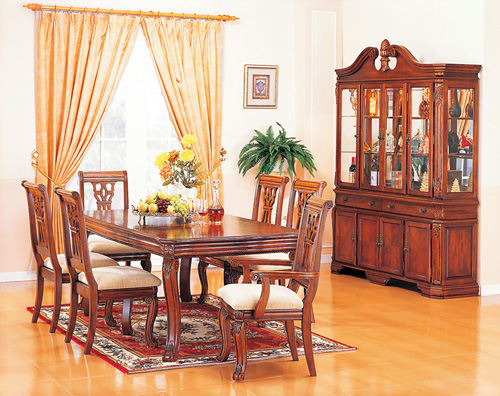 Dining Table and Chair Set