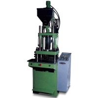 Vertical Type Plastic Injection Molding Machine