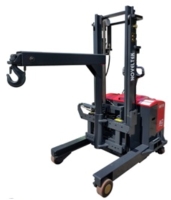 ADVANCED COUNTERBALANCED REACH TRUCK WITH CRANE ARM