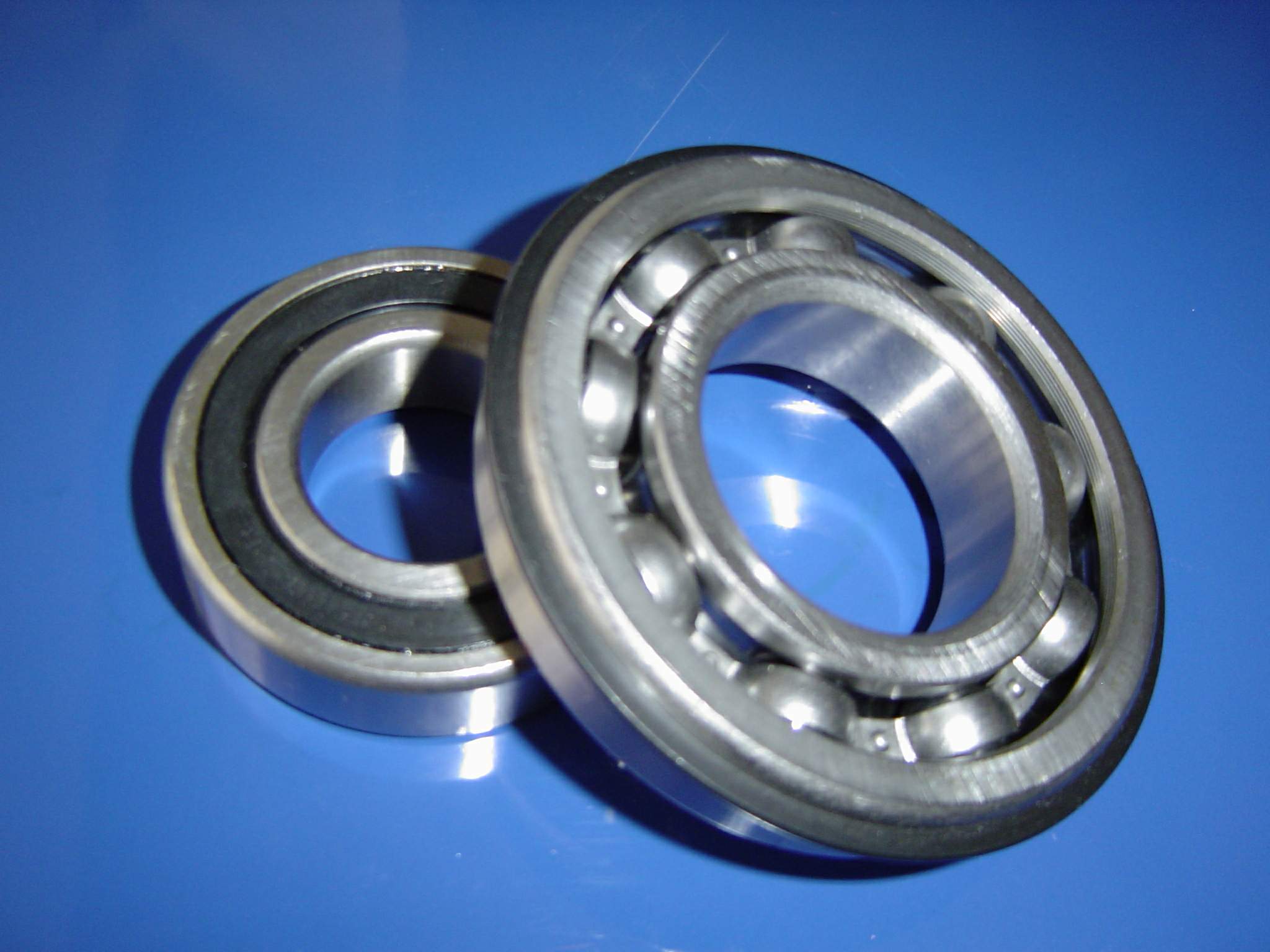 Automotive Gearbox Bearings