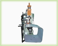 Automobile fuel-tank seam-welding machine