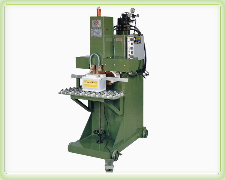 Storage battery welding machine