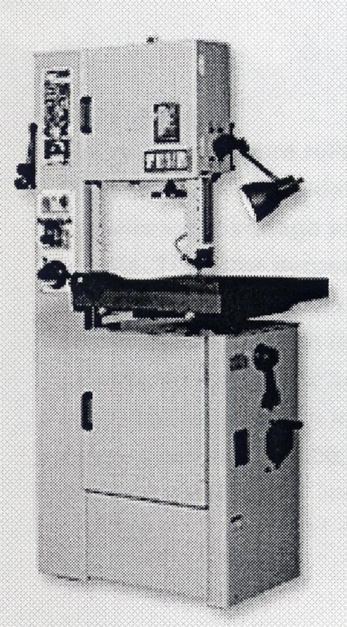 VERTICAL BAND SAW