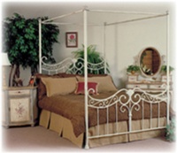 CAST BED WITH CANOPY