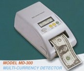 MULTI-CURRENCY DETECTOR