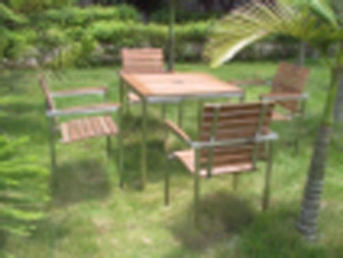 OUTDOOR DINING SET