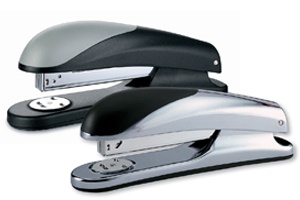 Nova full-strip stapler