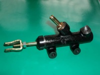 CLUTCH MASTER CYLINDER