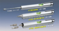 水平儀及指輝棒及量尺及螺絲起子