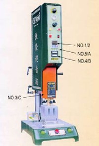 β型式光學尺數控型超音波熔接機