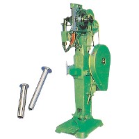 Medium Riveting Machine